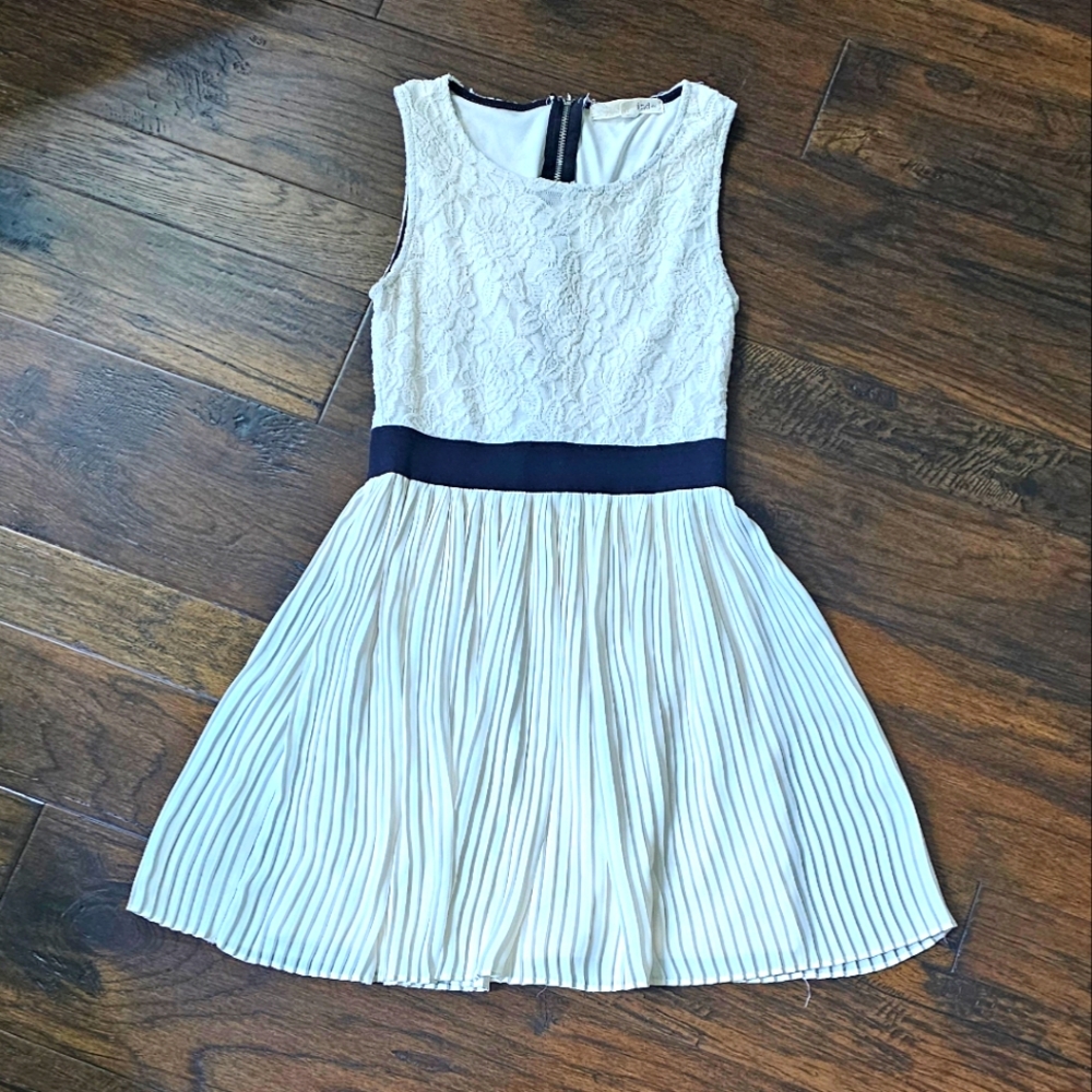 Ivory & Black Lace Mini dress Small
